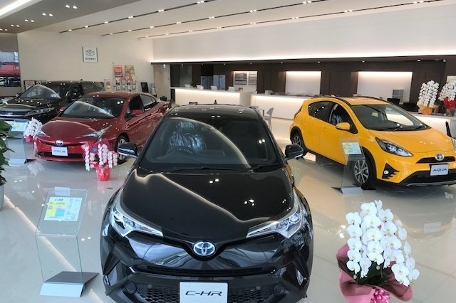 明石店  トヨタ車なら神戸トヨペット