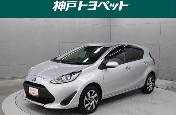 オススメ中古車アクア☆