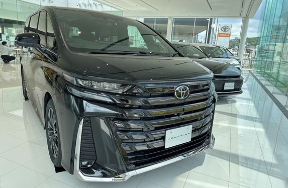 ヴェルファイア image.jpg