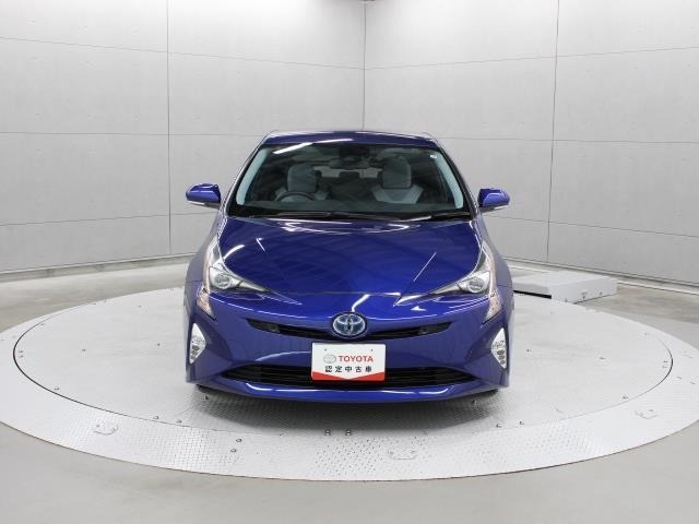 オススメ中古車プリウス✫
