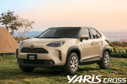yariscross HPバナー